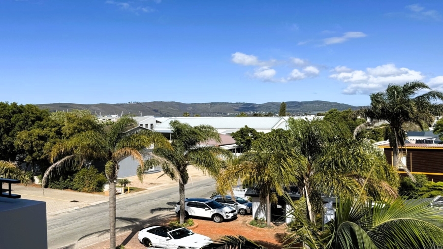 2 Bedroom Property for Sale in Knysna Central Western Cape